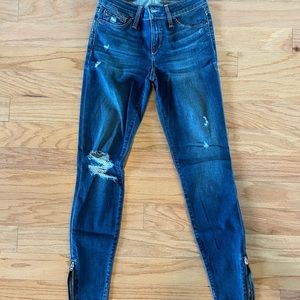 Joe’s Mid rise skinny ankle ripped jeans